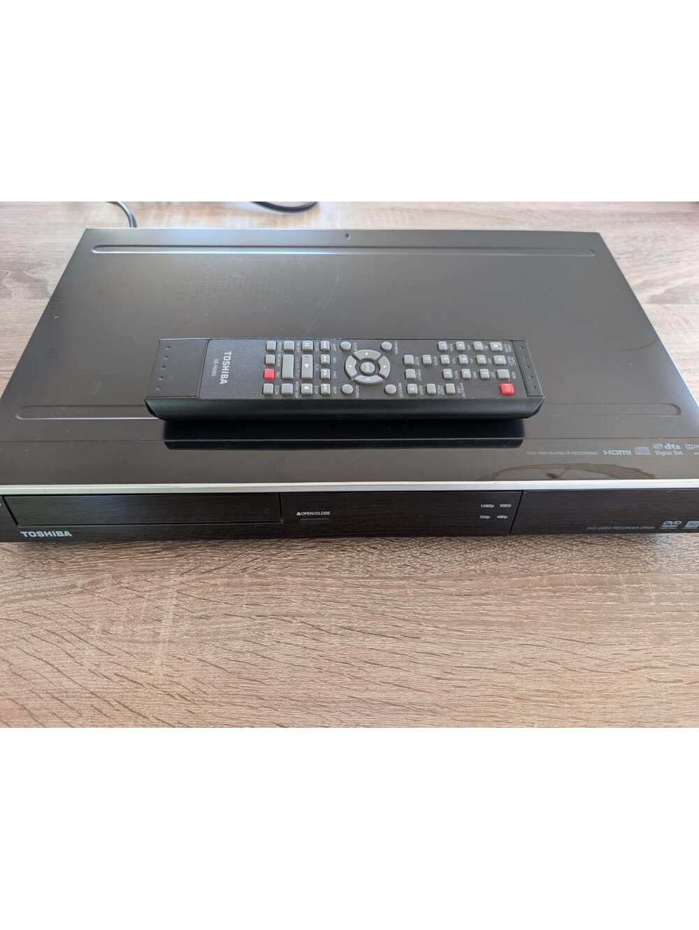 Toshiba DR430KU DVD Recorder -RW/-R/+RW/+R WITH Remote